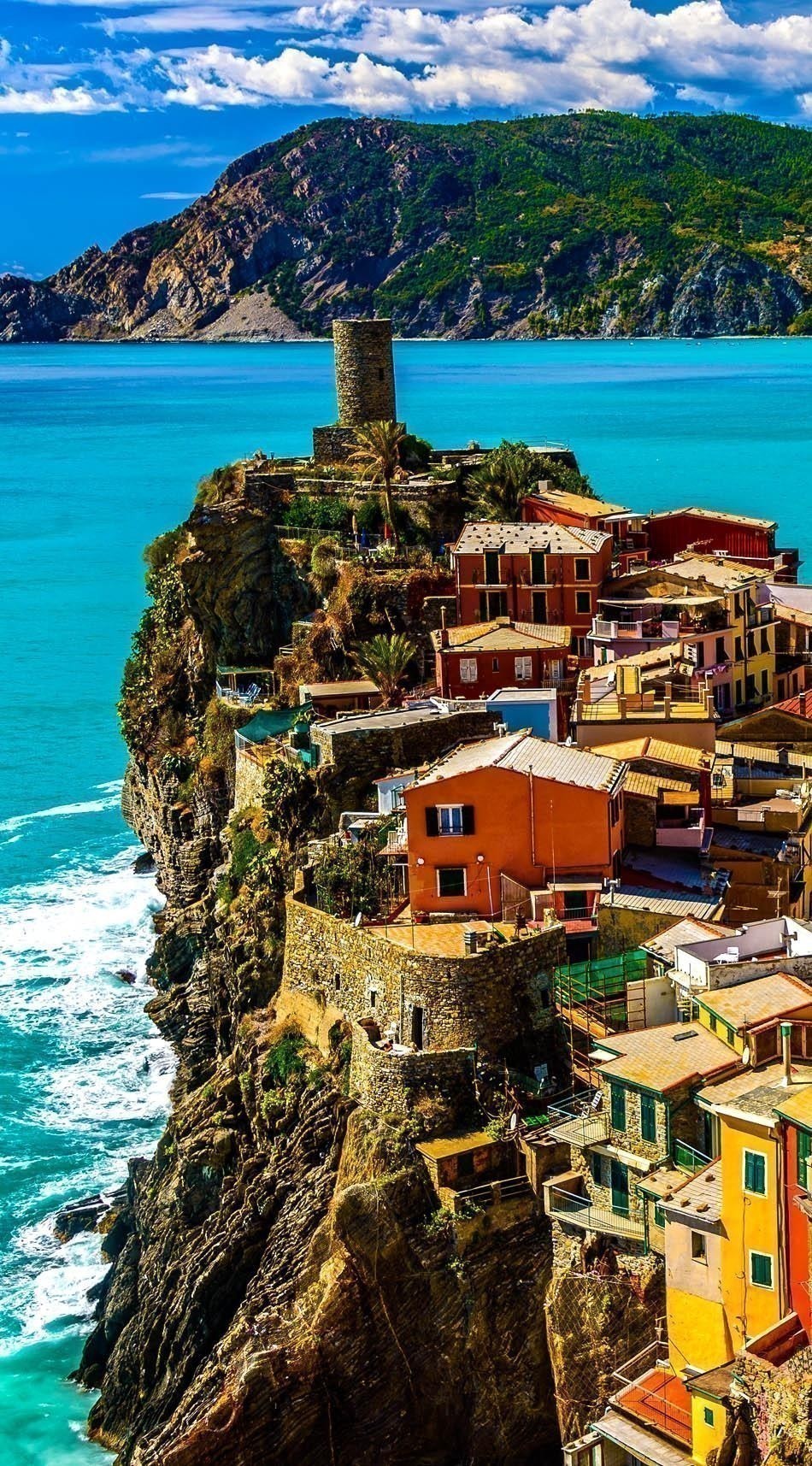 Beautiful Vernazza, Cinque Terre | Italy Travel Guide
