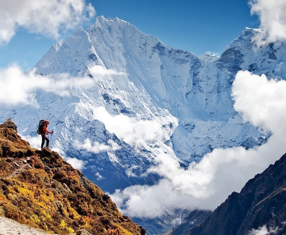 Hiking in Himalaya mountains | Top 10 Backpacking Destinations Around the World