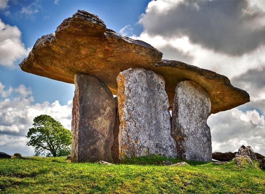 5 000 years old Polnabrone Dolmen in Burren, Co. Clare | 10 places you Must Visit in Ireland