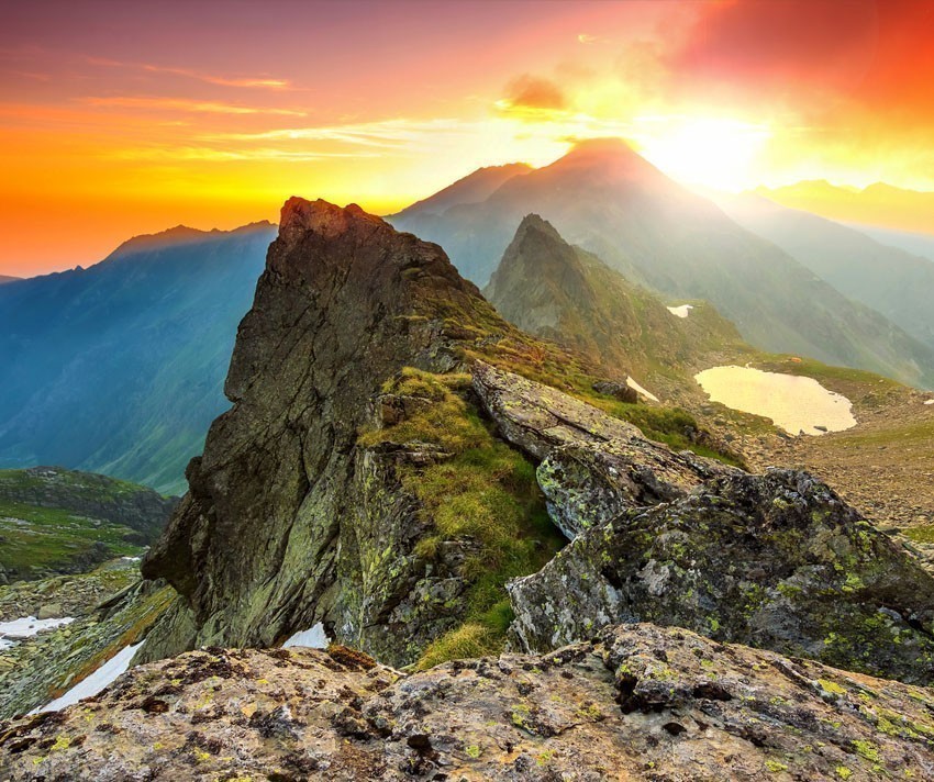 Beautiful sunrise in the Fagaras Mountains, Carpathians, Transylvania | 5 Reasons Why Romania is the Country Every Traveler Needs to Visit