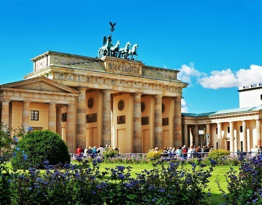 Beautiful View of Brandenburg Gate in Berlin | 10 Awesome Things to Do and See in Berlin