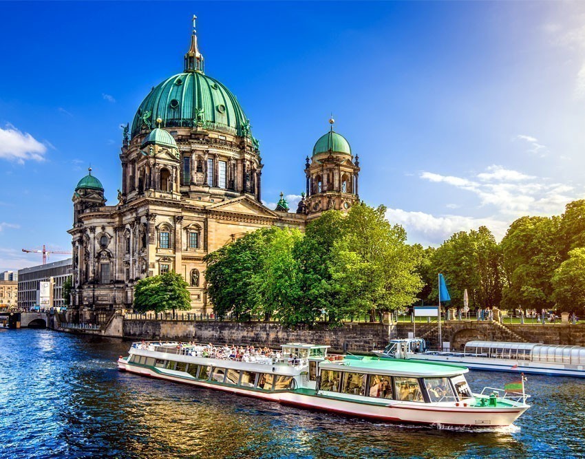 Explore the Treasures of Museum Island | 10 Awesome Things to Do and See in Berlin