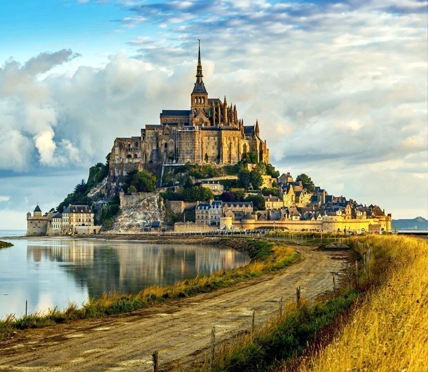 Amazing View of Mont Saint-Michel | France Travel Guide