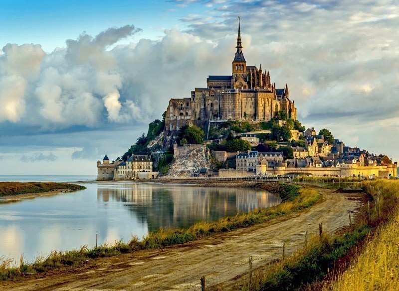 Morning view at the Mont Saint-Michel | 10 Most Exquisite Places to Visit in France
