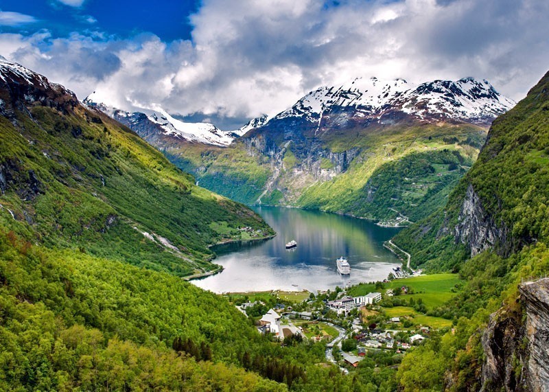 Amazing View of Geiranger fjord | 10 Top-Rated Tourist Attractions in Norway
