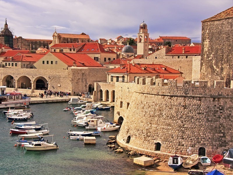 Spectacular view of the Old Harbour in Dubrovnik, Croatia | What to Do in Dubrovnik in 3 Days