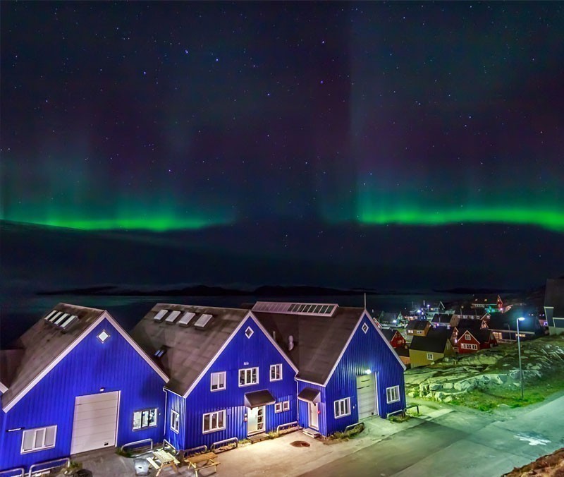 Greenlandic northern lights, nearby Nuuk | 10 Wonders Of The World You Have To Visit
